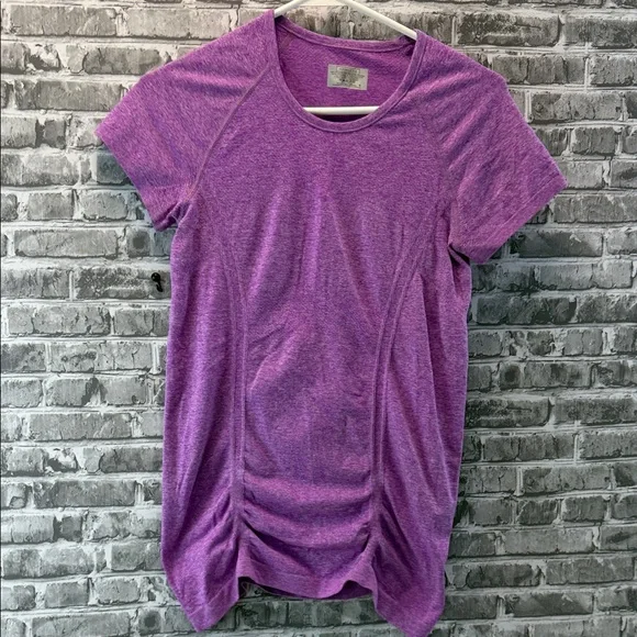 Athleta Purple Short Sleeve Top - Picture 1 of 4